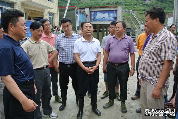 李昌平在阿坝指导防汛减灾工作
