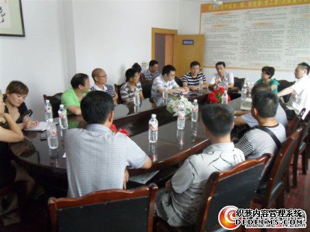 [内江]就业局对接农业科技园区推进城乡就业服务均等化