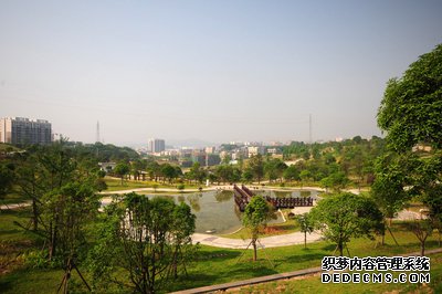 “五城”打造：南部人跳高触摸幸福指数（图）