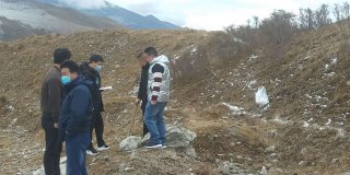 驻村工作队在协调西山景区基础设施项目